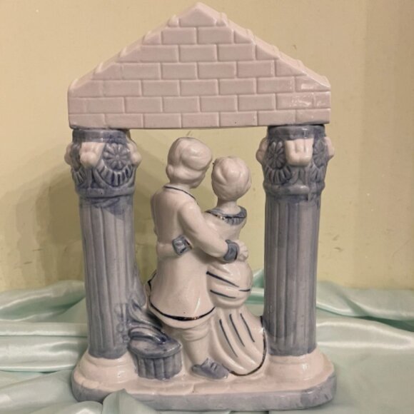 CWI Vintage Porcelain Victorian Couple. 10.5" High. Could use as Cake Topper B1 - Picture 5 of 8